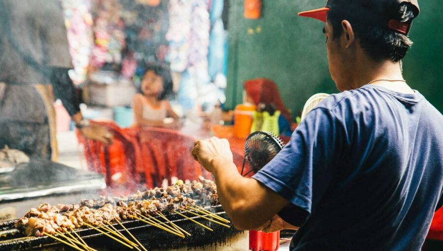 Kuala Lumpur: Local Street Food Night Tour - Who will enjoy this food walk most?