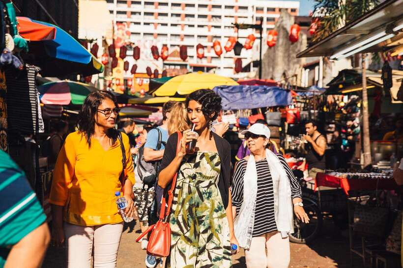 Kuala Lumpur: Private Food Tour – 10 Tastings with Locals - Vegetarian needs and dietary planning