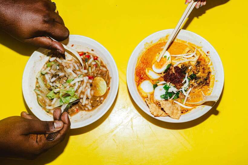 Kuala Lumpur: Sambal Street Food Tour with 15+ Tastings - First stop: market ingredients and Malaysian food basics