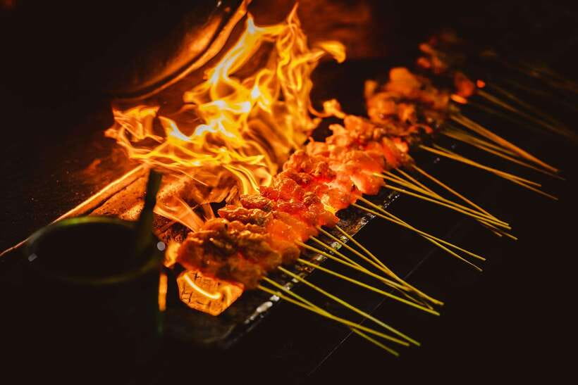 Kuala Lumpur: Sambal Street Food Tour with 15+ Tastings - What the guides add beyond the food