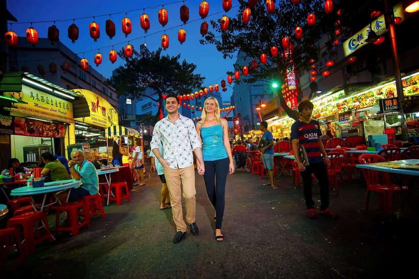 Kuala Lumpur: Sightseeing, Markets, and Food Night Tour - Why this night tour works well on a first evening