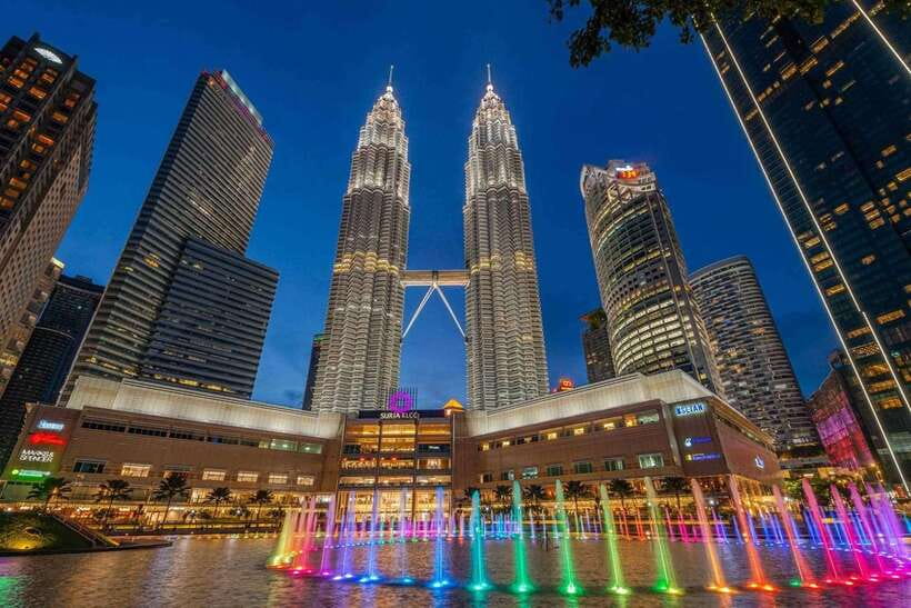 Kuala Lumpur: Sightseeing, Markets, and Food Night Tour - Jalan Alor: the evening’s main meal stop