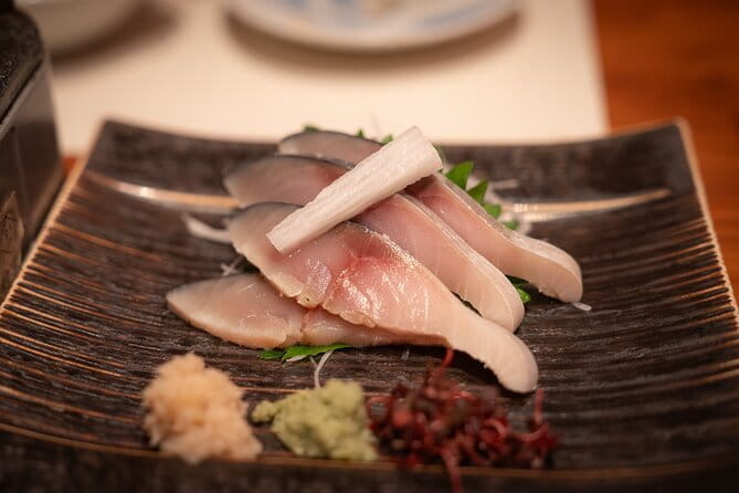 Kyoto: Gion & Pontocho Food Tour with 13 Dishes - Pontocho: a second dining room with a different mood
