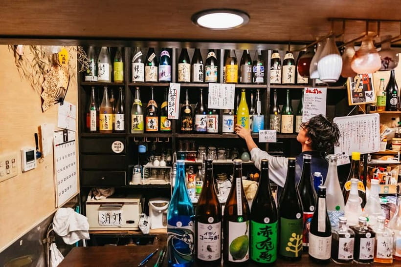 Kyoto Night All-Inclusive Eats and Streets, Gion and Beyond - Gion’s geisha traditions and modern nightlife