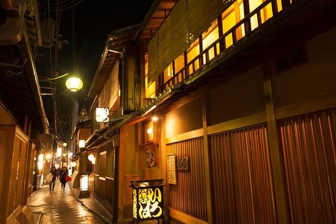 Kyoto Night Foodie Tour in Gion (9+ dishes + 6 Sake tastings) - The Kamo River and Kawaramachidori