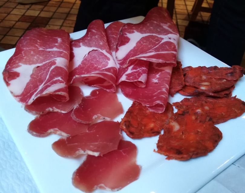 Lake Como: Food Walking Tour - Meeting at Como Cathedral