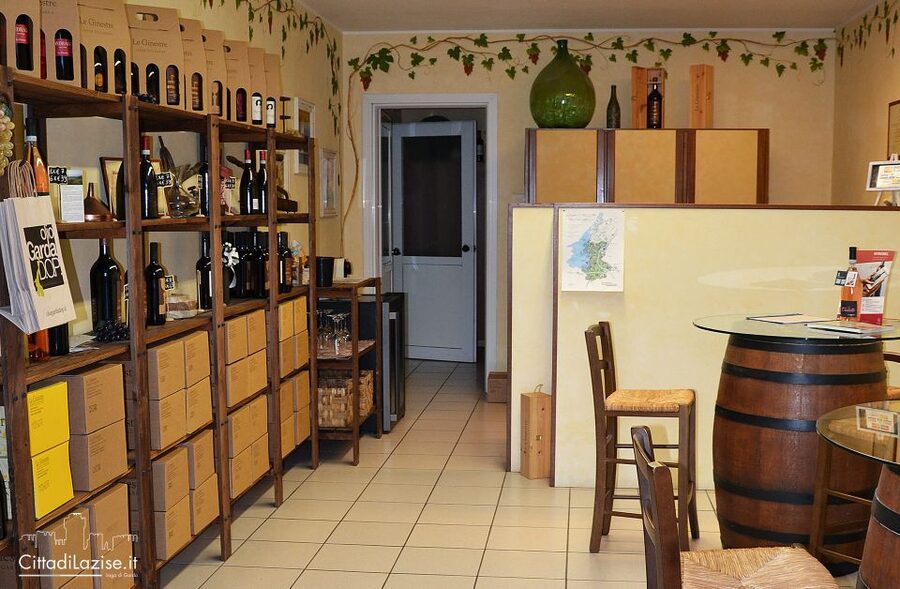 Lake Garda: Wine and Food Tastings in the Vineyards - Six wines from the Lake Garda area