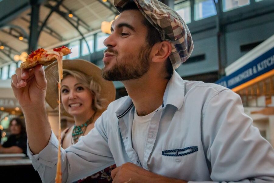 Las Vegas: Foodie Walking Tour on The Strip with Tastings - Starting under the Statue of Liberty at New York-New York
