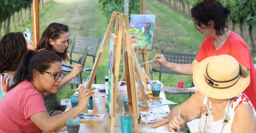 Lazise: Painting Expereince with Wine and Local Food Platter - Key points to know before booking