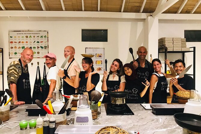 Learn to cook Indonesian food at Gili Cooking Classes Trawangan - The 90-minute Intro Course