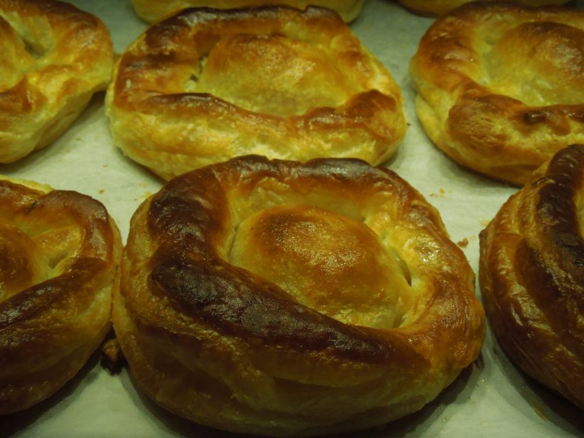 Lecce: Street Food Tasting and Sightseeing Tour - Piazza Sant’Oronzo, Romans and civic life