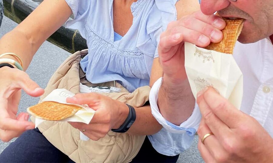 Lille: A Food Tour To Discover Sweet Specialties Of The City - Finishing at Grand Place