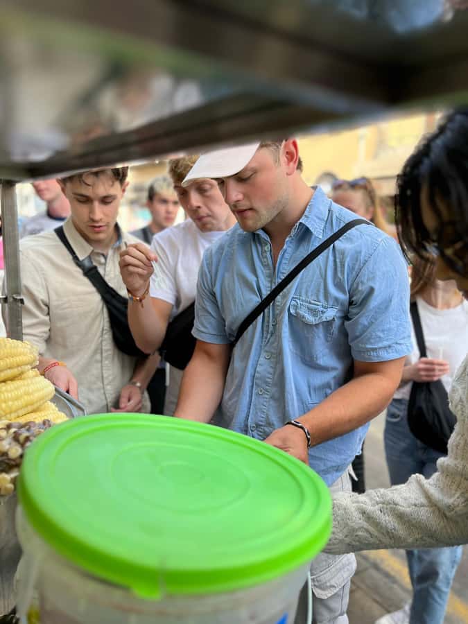 Lima Street Food: A gastronomic adventure through the city. - Chicha morada, churros, and the sweet finish