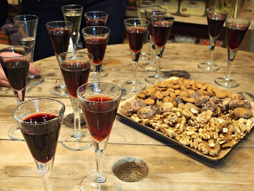 Lisbon: Evening Local Food Crawl with Drink Pairings - My call: book it for an early Lisbon evening