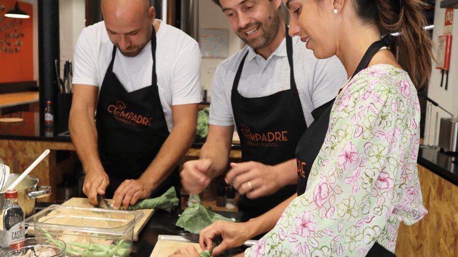 Lisbon: Portuguese street food cooking class with Drinks - Cooking as a group, not watching from the sidelines