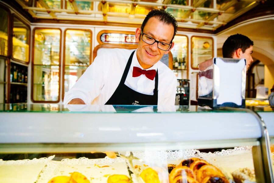 Lisbon: Private Food Tour – 10 Tastings with Locals - Key points to know before booking