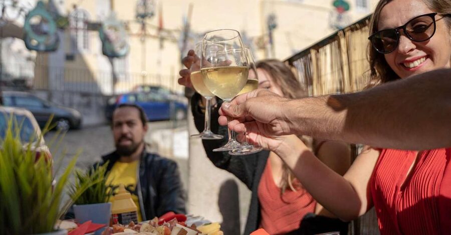 Lisbon: Segway Food Tour of Alfama and Old Town Lisbon - Key points to know before booking