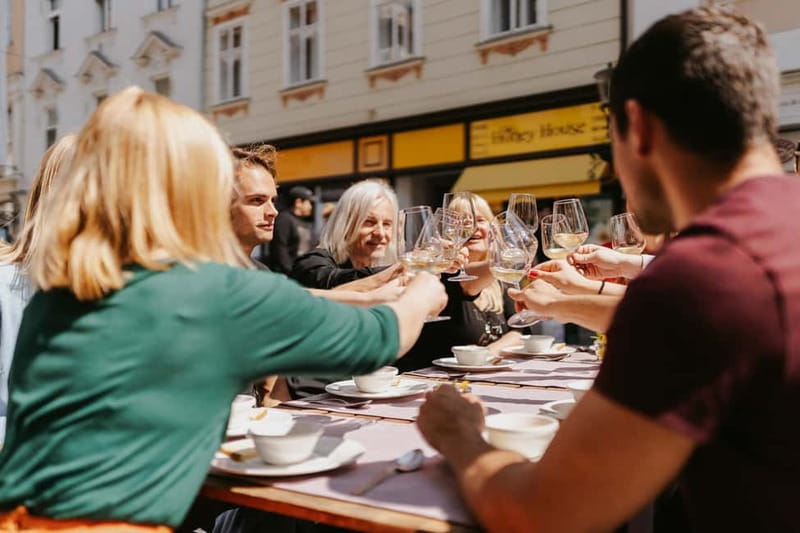 Ljubljana's Traditional Flavors: A 3-Hour Food Journey - Starting with Ljubljana’s market and old town