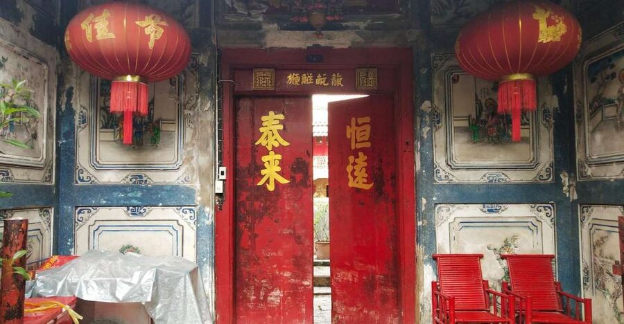 Local Life, Culture & Food Walking Tour at Chinatown - Markets where food and daily life meet