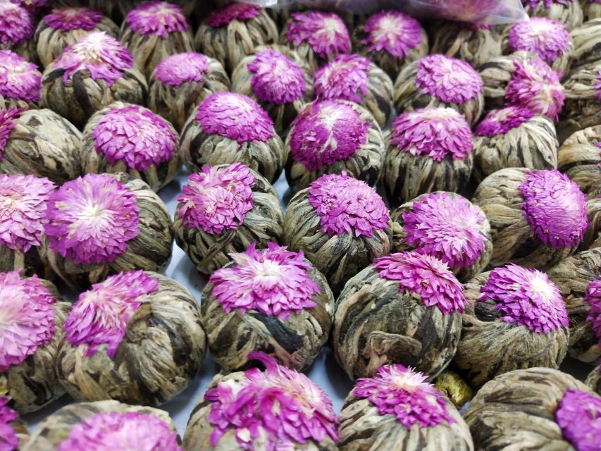 Local Life, Culture & Food Walking Tour at Chinatown - Talad Noi and the Chinese-Thai story