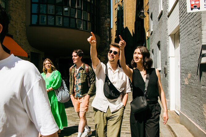 London Borough Market & London Bridge Food Tour - Local cider and the sound of Borough Market