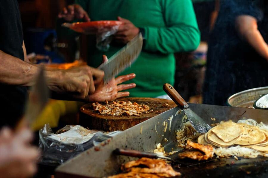 London: Camden Market Food Tour with 7 Street Food Tastings - The micro-distillery stop and Camden gin