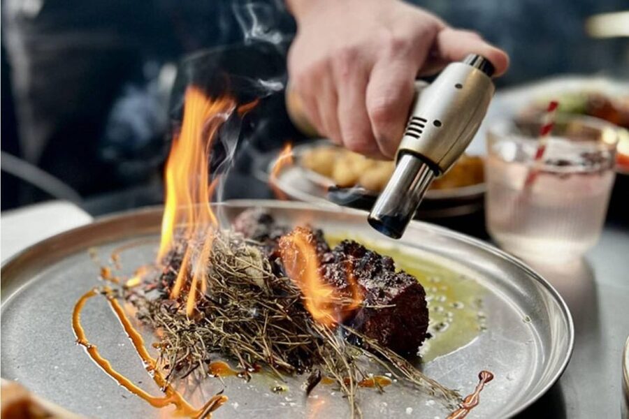 London: Camden Market Food Tour with 7 Street Food Tastings - Booking details that affect your decision