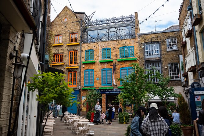 London Foodie Adventure:More than 10 dishes with Sherpa Food Tour - Finishing at an independent Soho pub