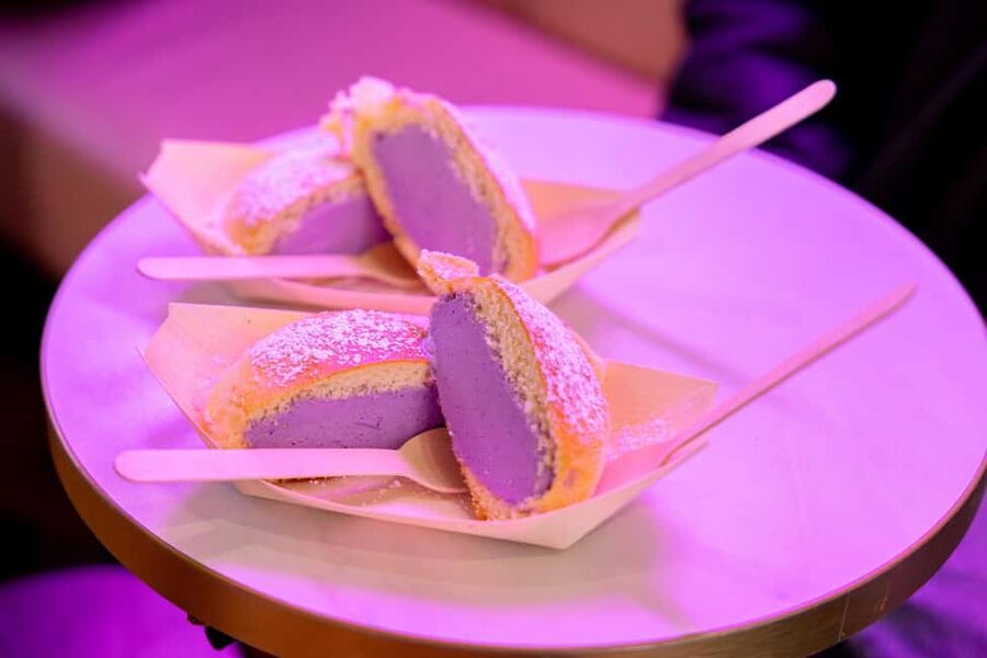 London: Soho & Chinatown Food Walking Tour - Bun House and a taste of Chinatown