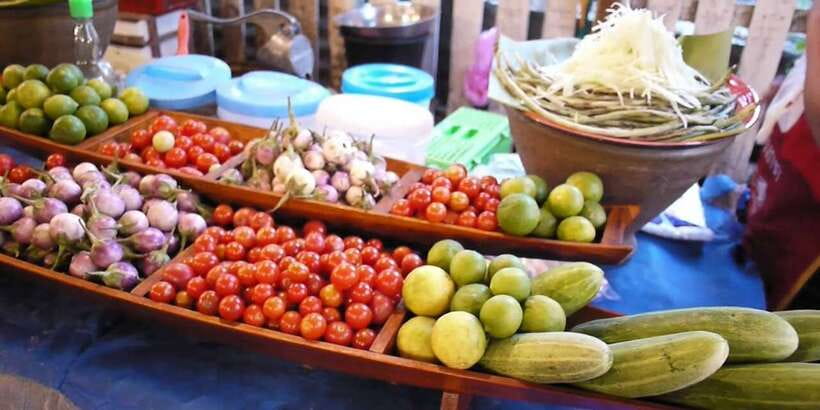 Luang Prabang: Foodie Walking Tour & Monk Blessing - The temple, the monk, and the blessing