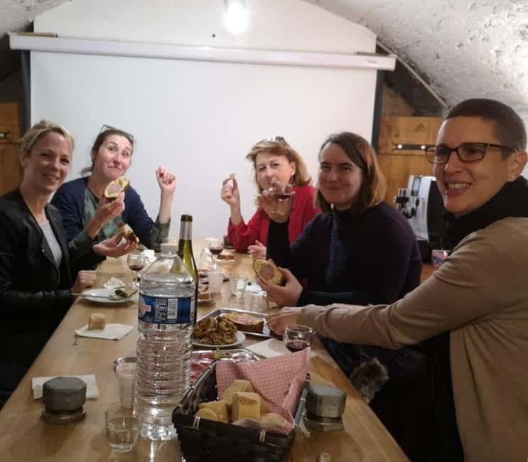 Lyon: Old Town Food Tour with 6 French Food Tastings & Wine - Why food is the best way to read Lyon