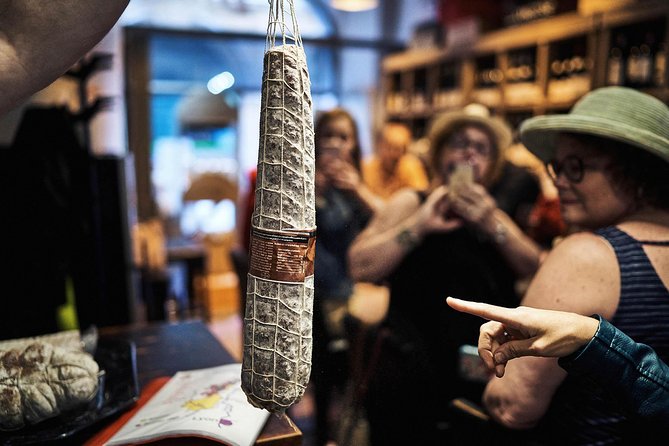 Lyon Old Town Food Tour with Local Specialties Tasting & Lunch - A small group that stays personal