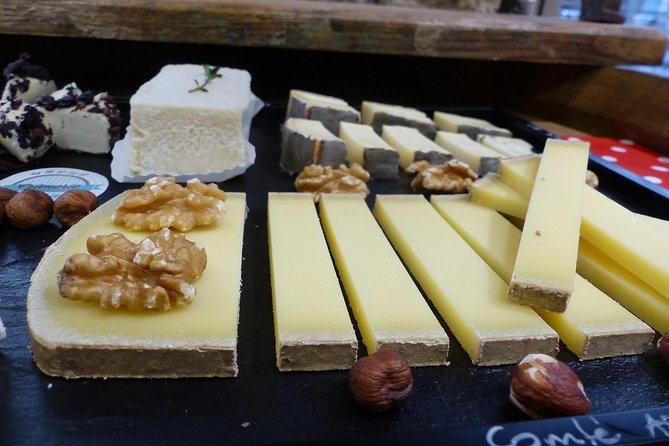 Lyon Old Town Food Tour with Local Specialties Tasting & Lunch - Charcuterie and the Lyon bouchon