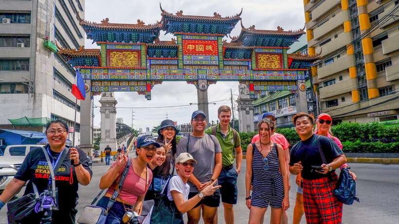 Manila: Sightseeing and Food Walking Tour with Tastings - Tasting your way through Quiapo Market