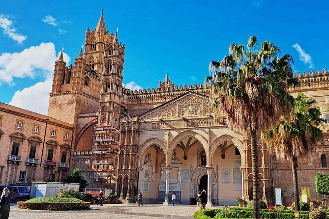 Markets and monuments: walking tour and street food in Palermo - Inside Palermo Cathedral
