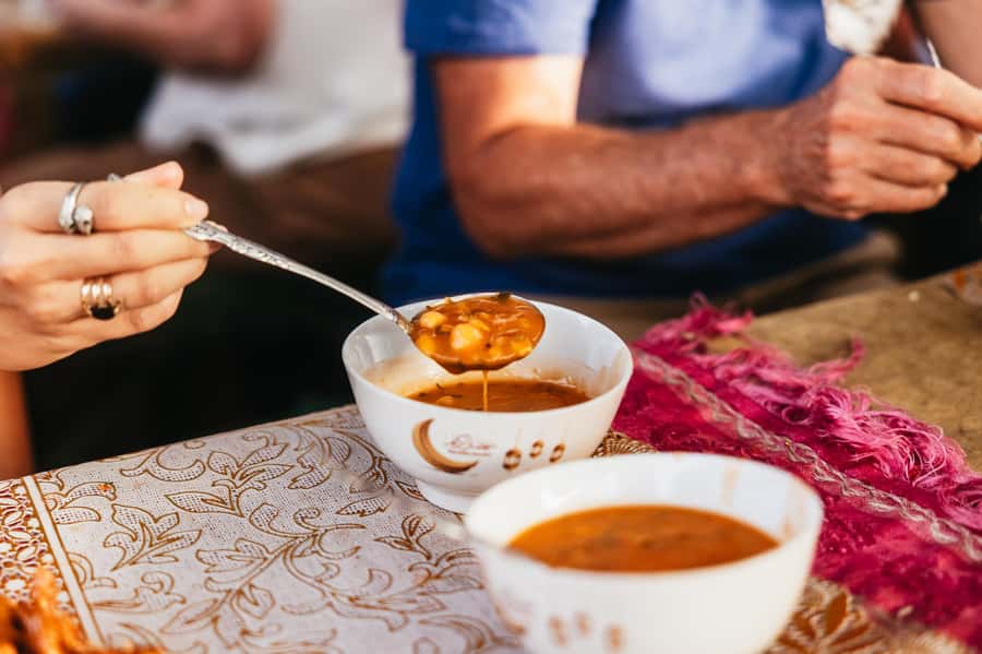 Marrakech: Authentic Moroccan Food Walking Tour & Dinner - Why the guide matters in the Medina