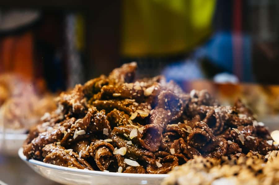 Marrakech: Authentic Moroccan Food Walking Tour & Dinner - Who will enjoy this most