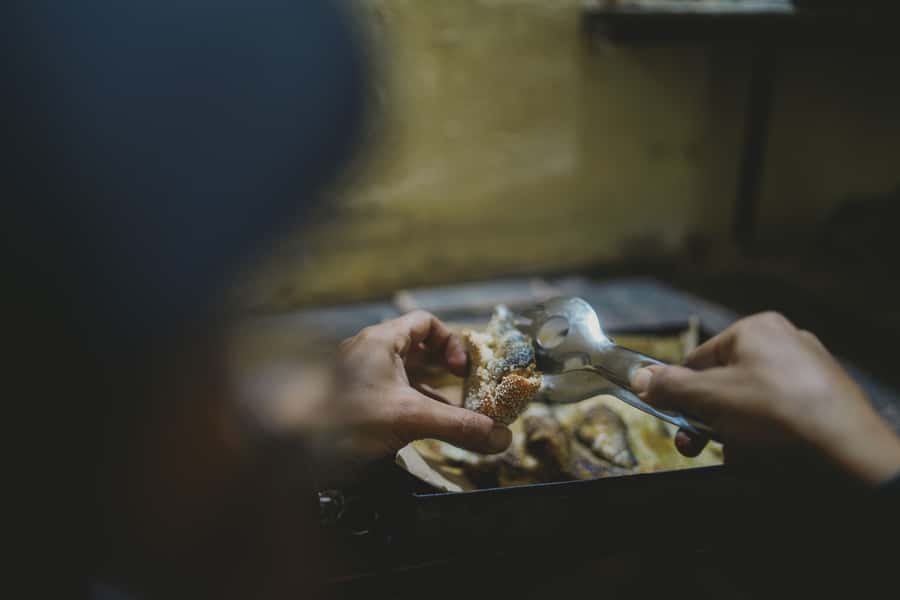 Marrakech: Medina Stories Food Tour with 15+ Tastings - Group size, guide style, and pace