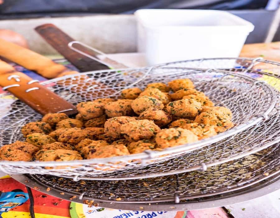 Mauritius: Port Louis Street Food Walking Tour - Key points to know before booking