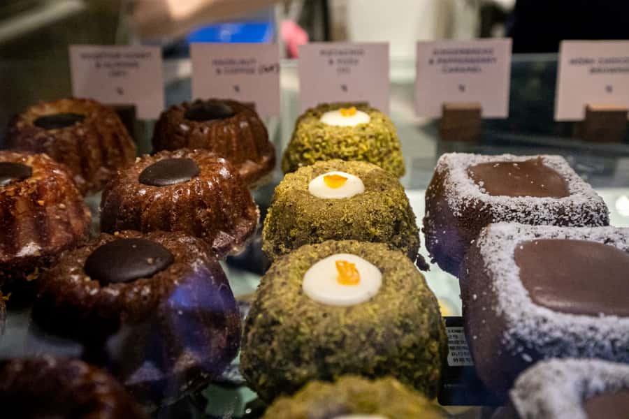 Melbourne: 3-Hour Foodie Discovery Walking Tour - Finishing at Whitehart Bar