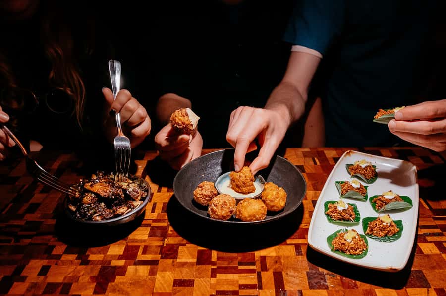 Melbourne: Guided Night-Time Food Walking Tour - Should you book the Guided Night-Time Food Walking Tour?