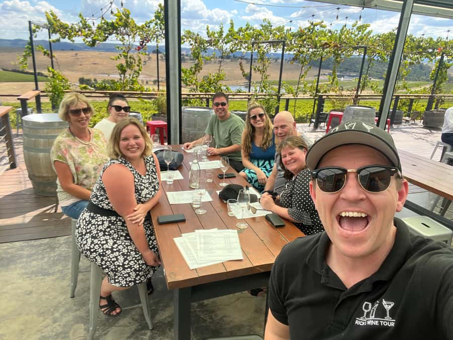 Melbourne: Yarra Valley Food & Wine Trip with 1 Wine Bottle - The drive and the guides shape the day