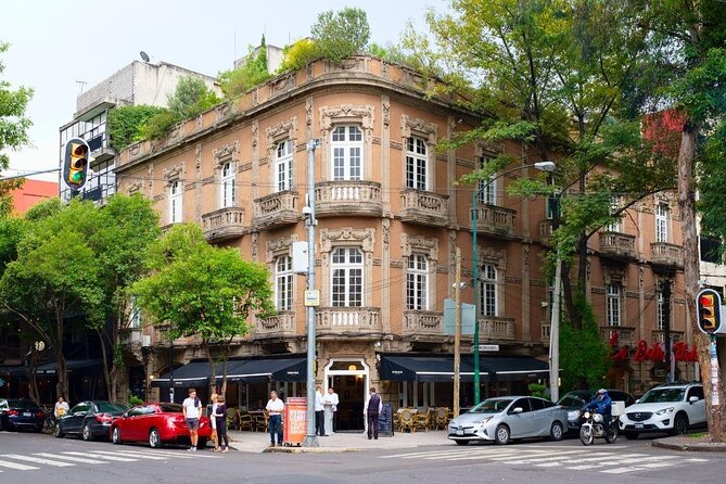 México City: Street Food to Home Cooking Food Tour - Key points at a glance