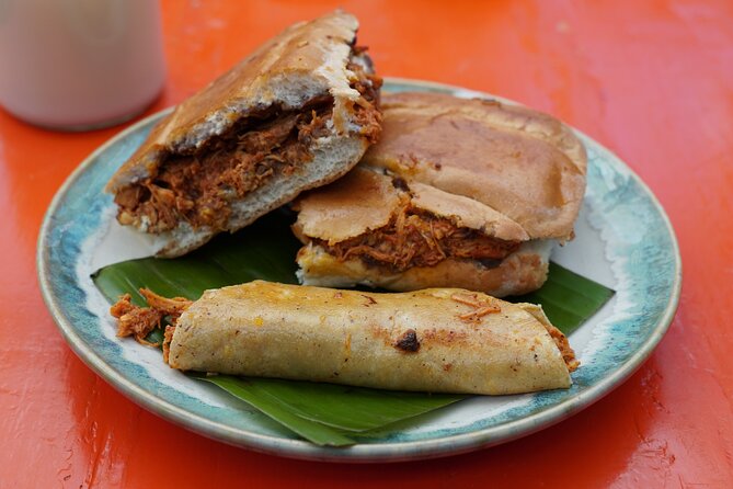 México City: Street Food to Home Cooking Food Tour - Why this food tour feels different