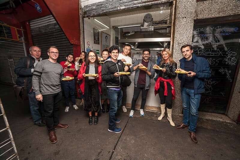 Mexico City: Tacos & Mezcal Night Food Tour - El Califa de León and the Michelin-starred street taco stop