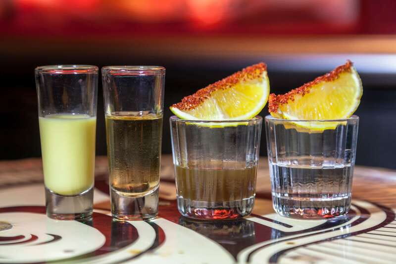 Mexico City: Tacos & Mezcal Night Food Tour - Riding through Mexico City after dark