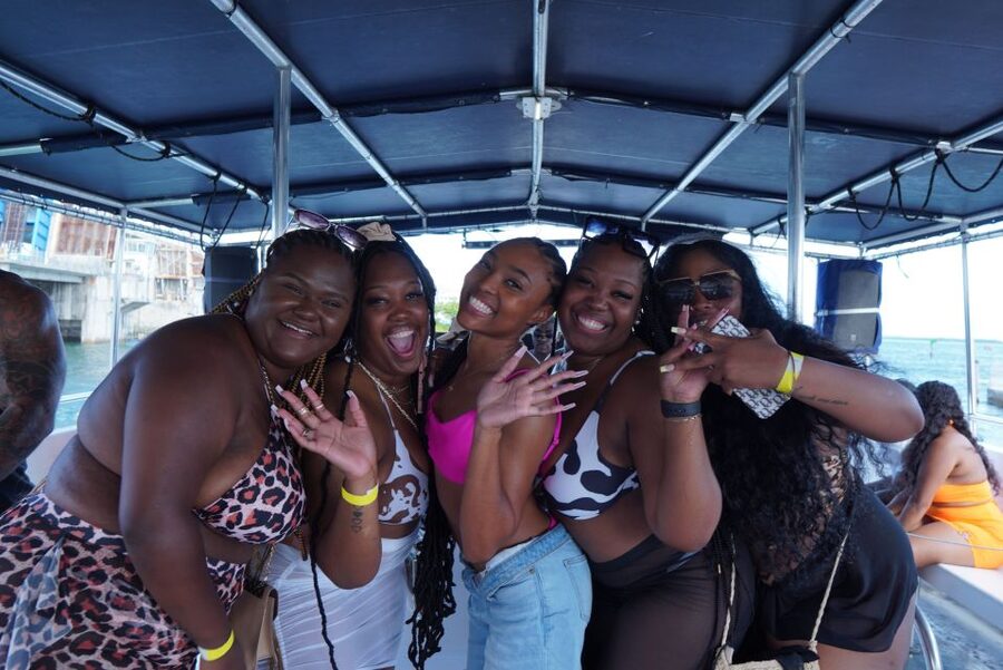 Miami: Boat Party with Live DJ, Unlimited Drinks, and Food - Key points to know before booking