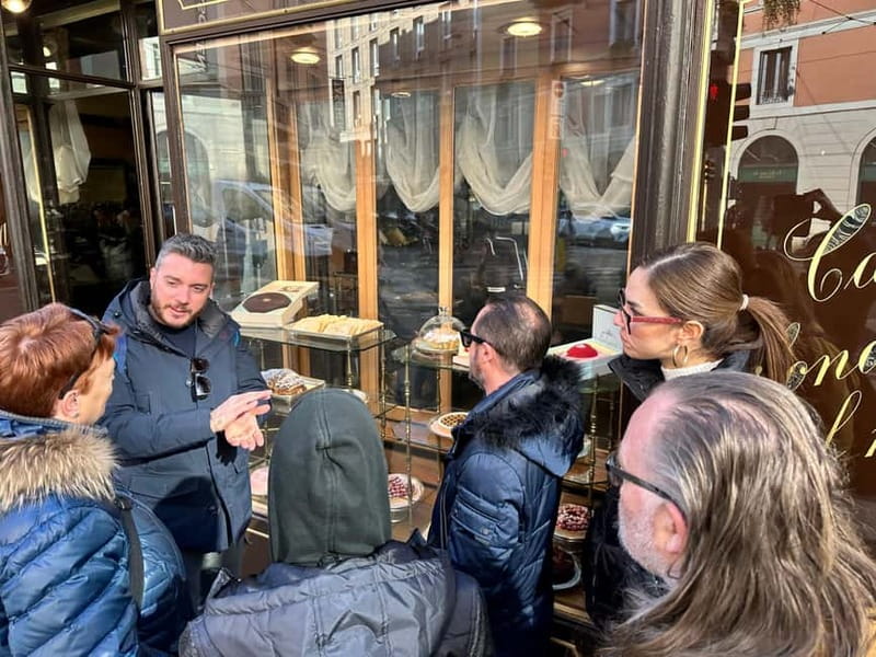 Milan: Delicious Food Tour and City Center Sightseeing - A food walk through Milan’s historic center