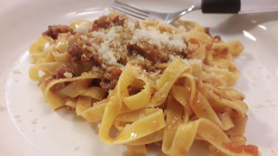 Milan: Italian Cooking Class with Food and Wine - Making pasta from scratch