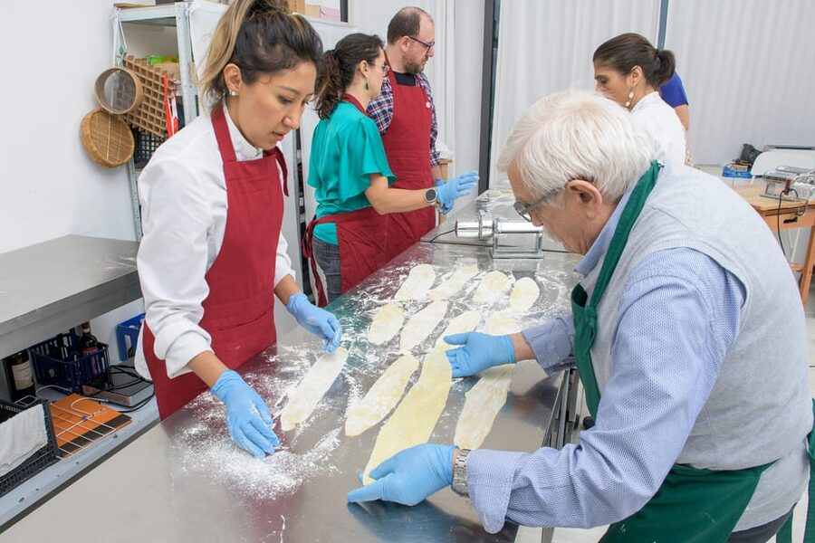 Milan: Italian Cooking Class with Food and Wine - Arriving at Chef and the City